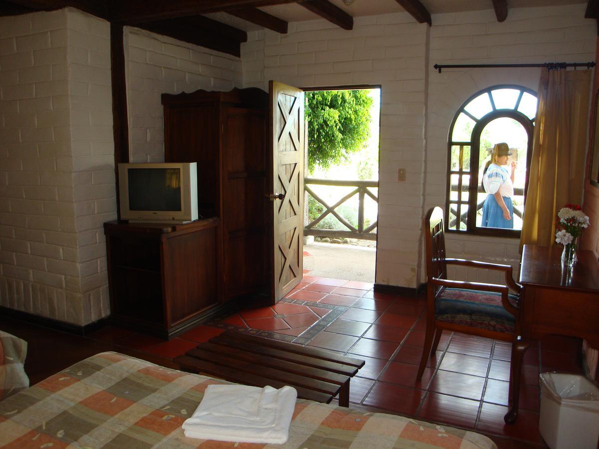 Hosteria Hacienda Pueblo Viejo Atuntaqui Екстериор снимка